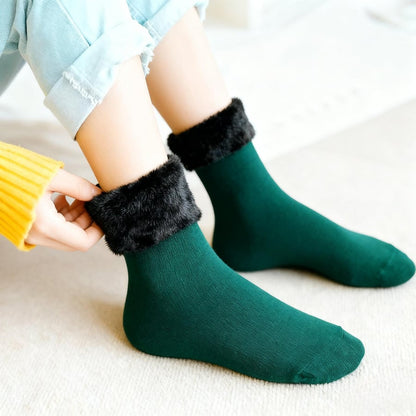 ✦ Winter Socks