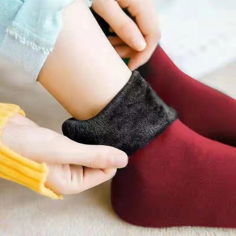 ✦ Winter Socks