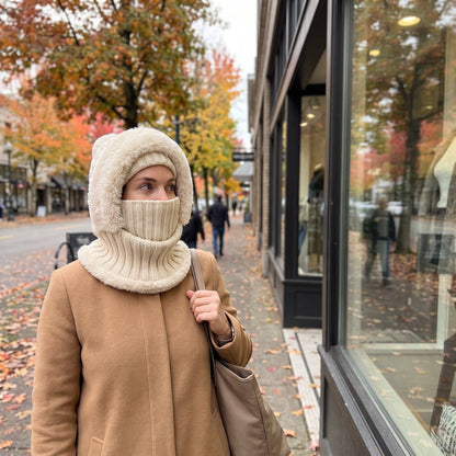 Fluffy – The Warmest Pom Pom Hat